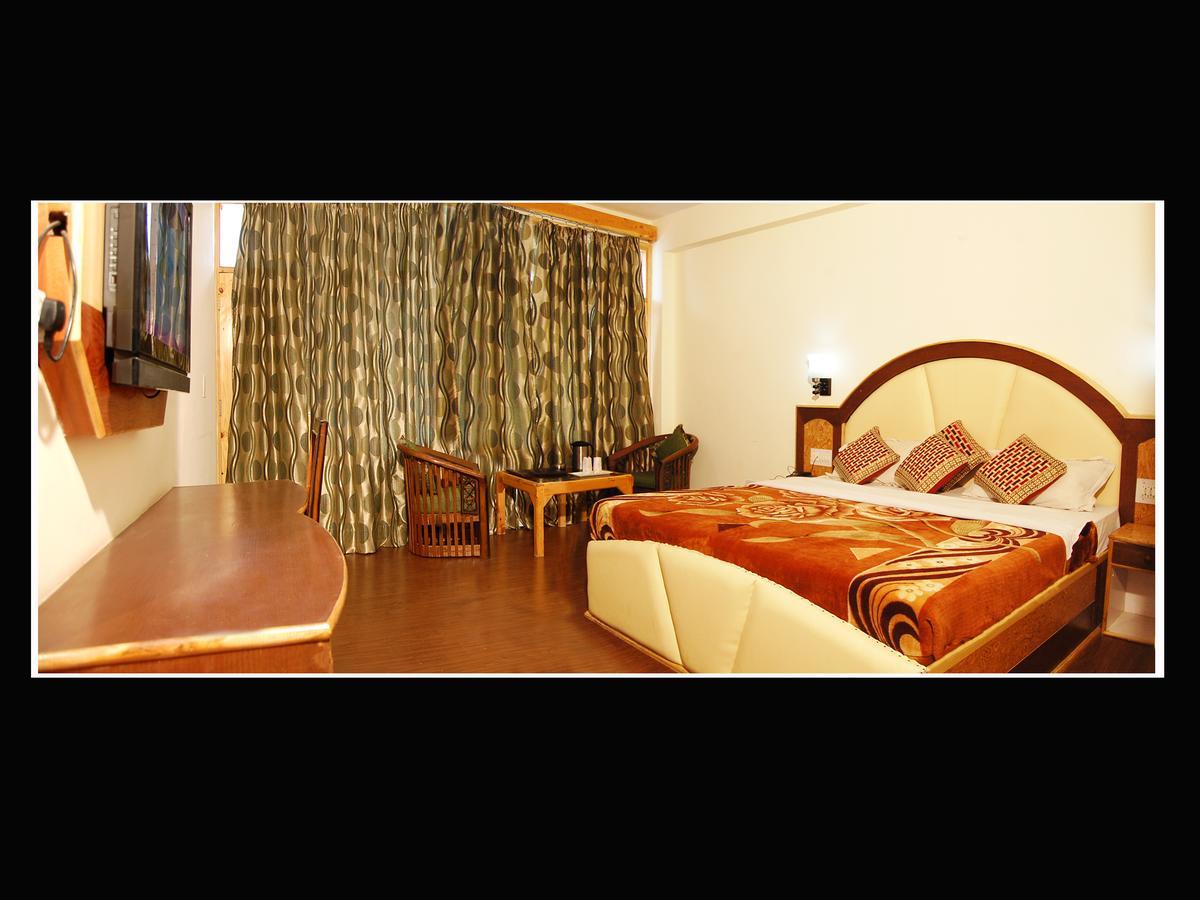 Hotel Nitesh Manāli Dış mekan fotoğraf